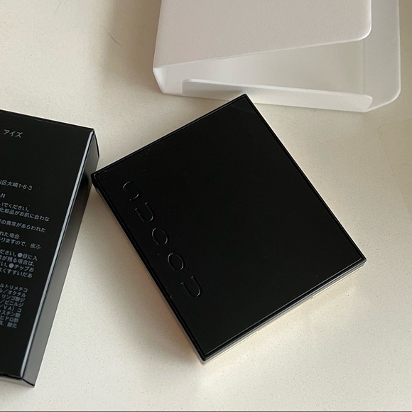 New SUQQU genkouakane 12 eyeshadow palette - Picture 2 of 4